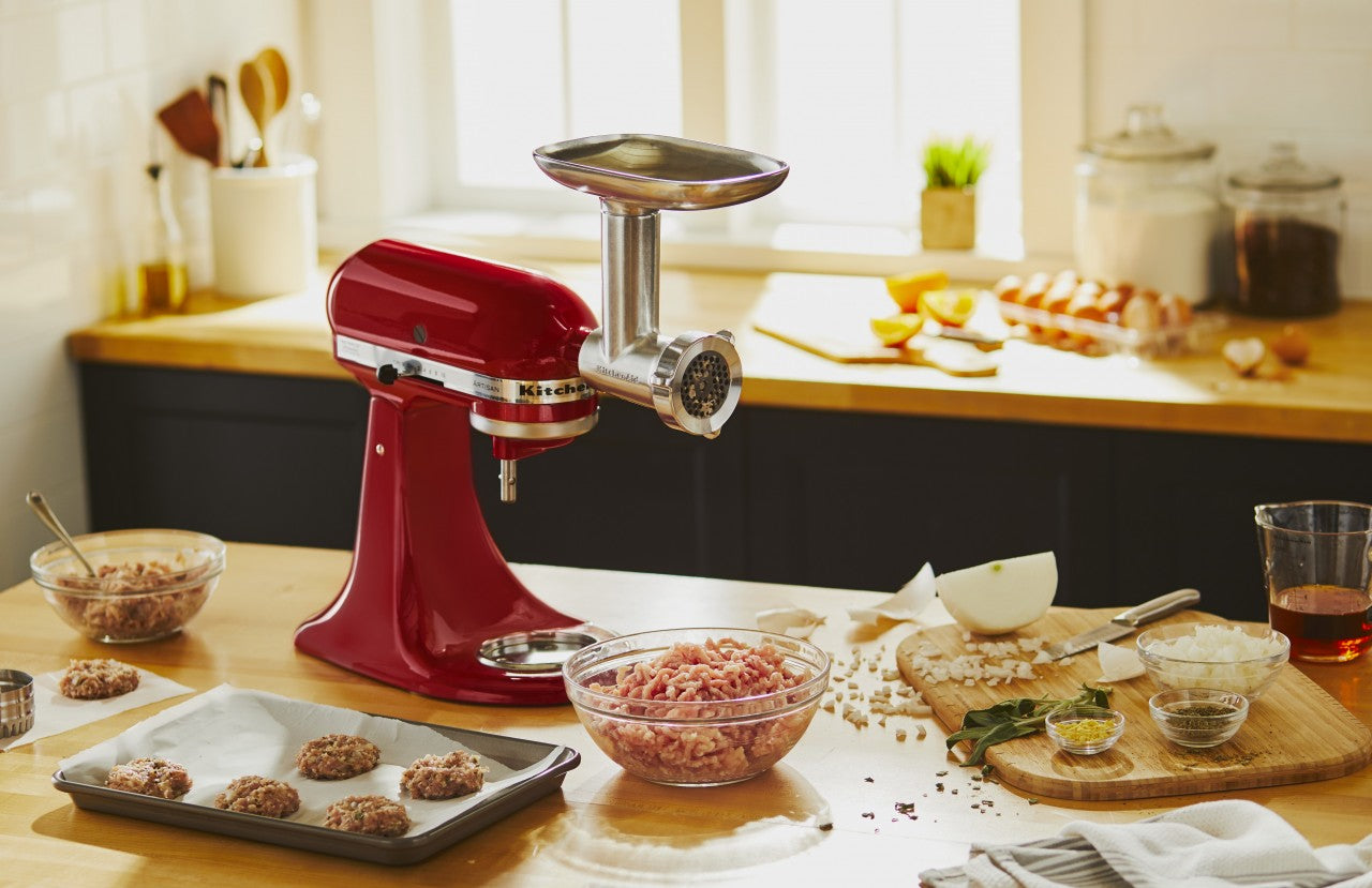 KitchenAid Metallfleischwolf Set mit Spritzgebäckvorsatz + 5KSMMGA Gr. 8
